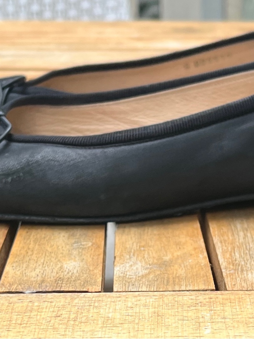 CHANEL Black Leather Ballet Flats with Grosgrain Bow Trim - Picture 4 of 10
